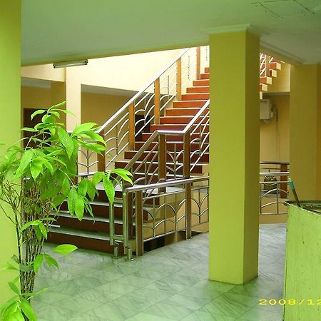 Hotel Pinangsia ジャカルタ エクステリア 写真